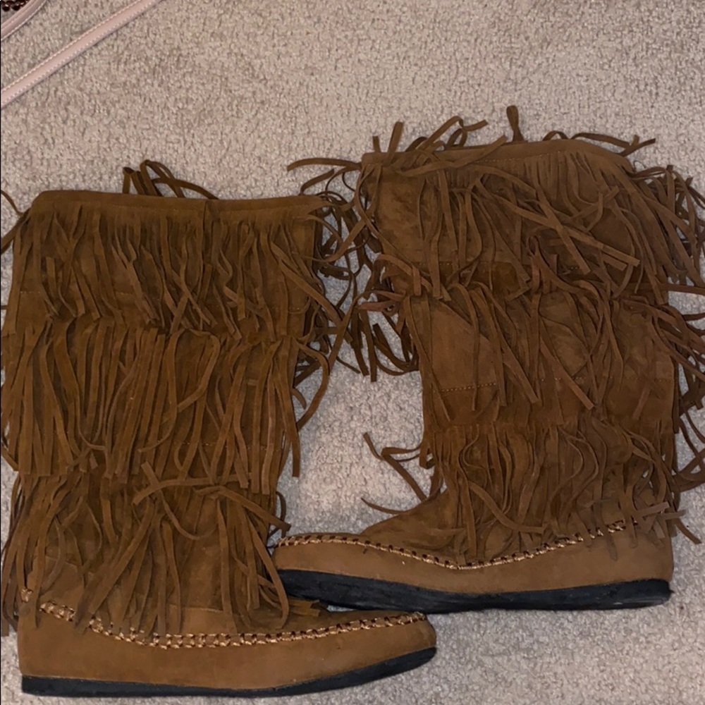 Moccasin Boots NEED GONE ASAP